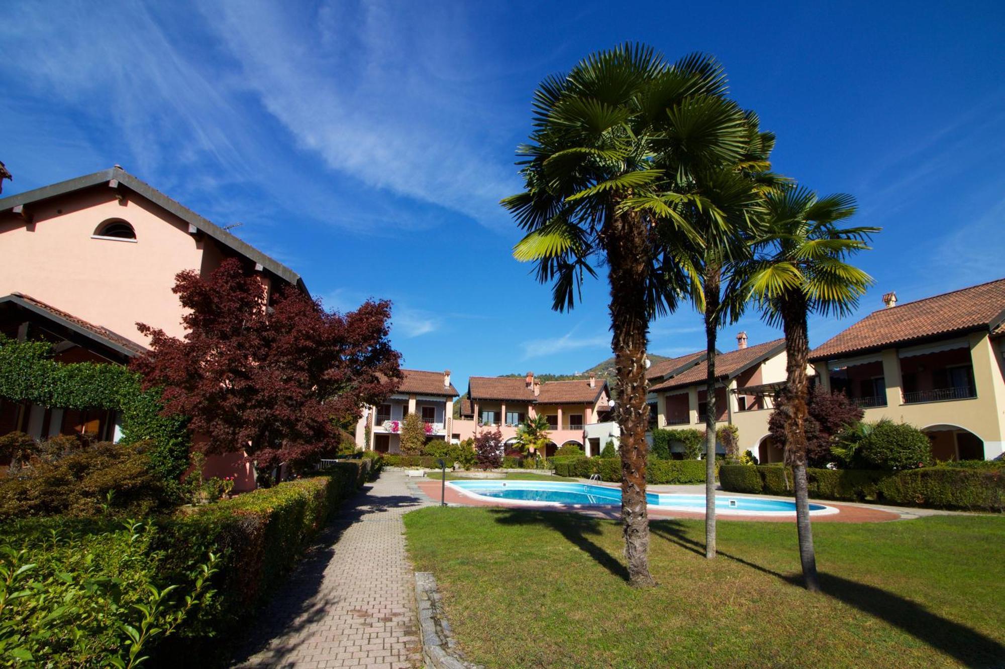 Sunflower Relax Pool And Terrace - Happy Rentals Lesa Exteriér fotografie